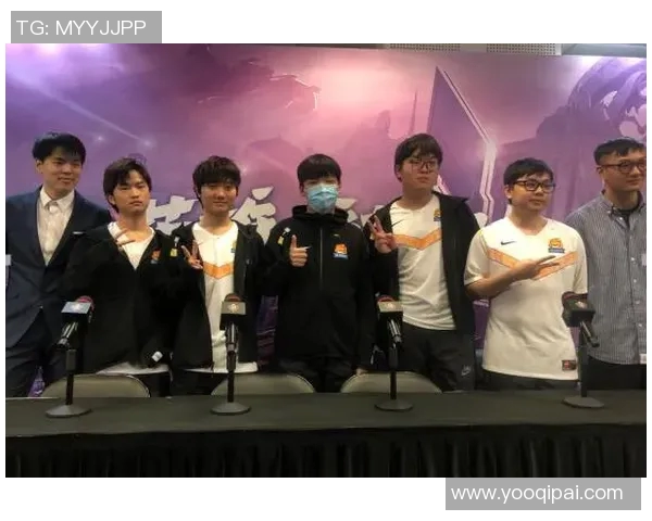 深入分析V5与TES比赛后的团队协作表现与策略调整 深入分析V5与TES比赛后的团队协作表现与策略调整